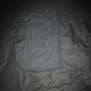 Toddler joggers, size 6.